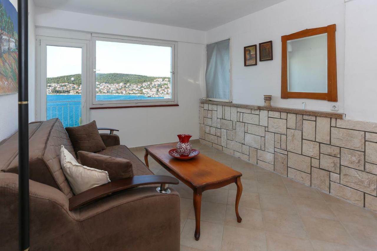 Villa Uno Trogir Exterior photo