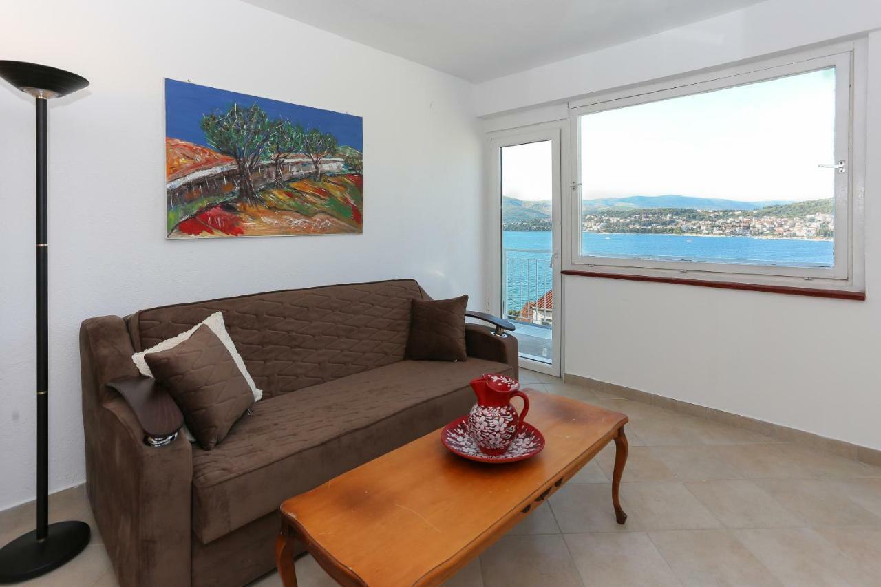 Villa Uno Trogir Exterior photo