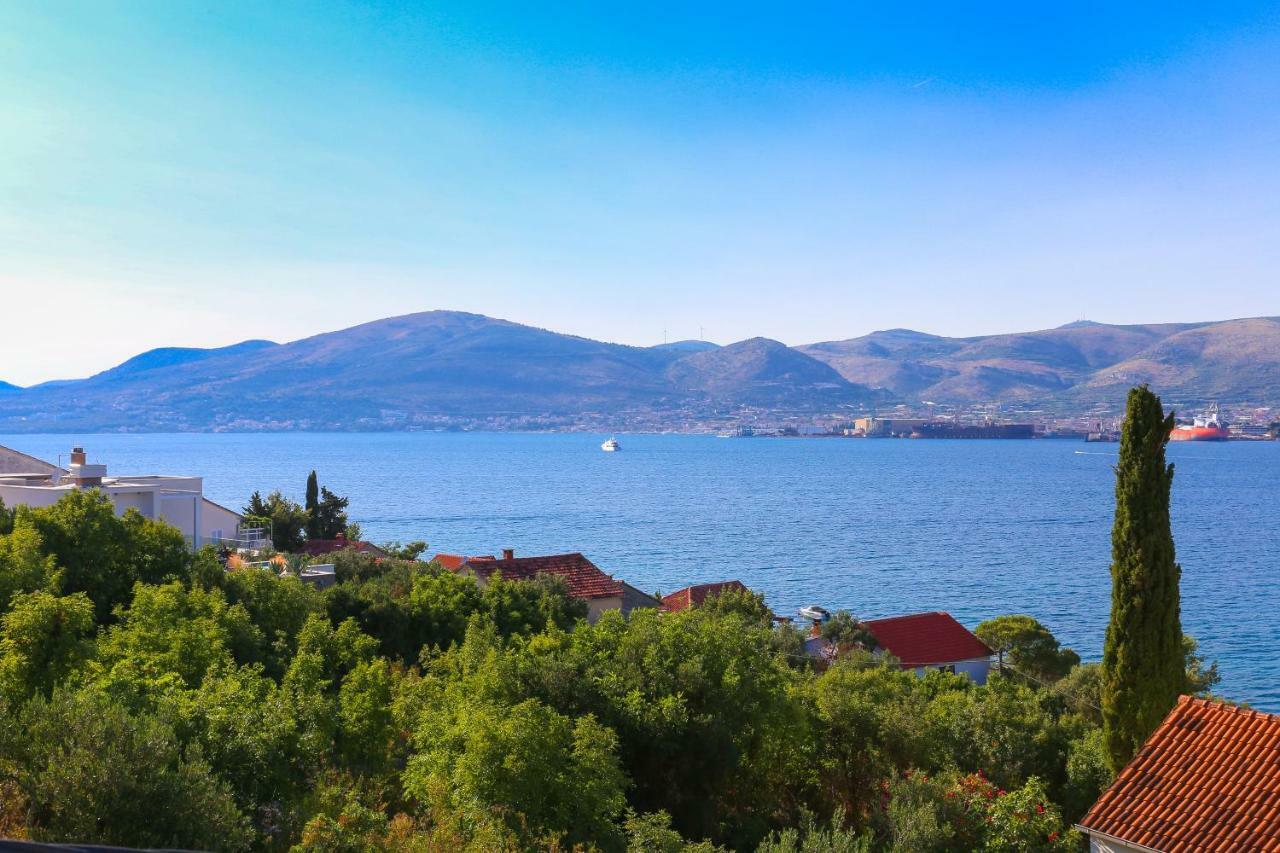 Villa Uno Trogir Exterior photo